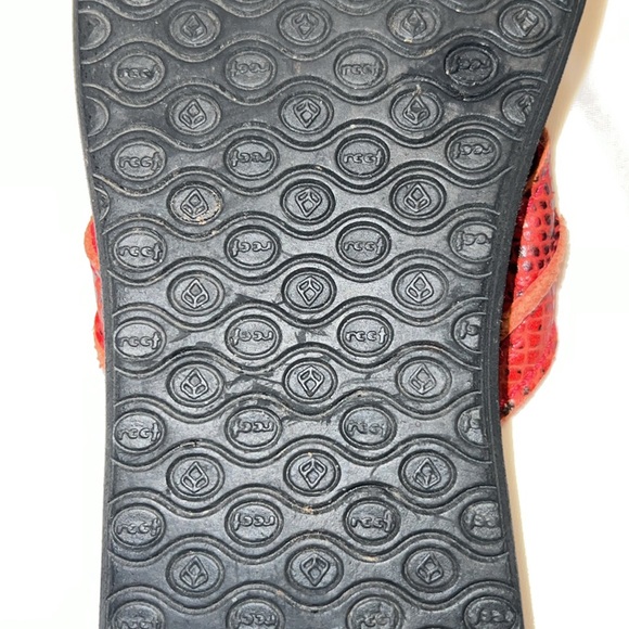 Vintage Reef Flip Flops from Montauk - Picture 3 of 6